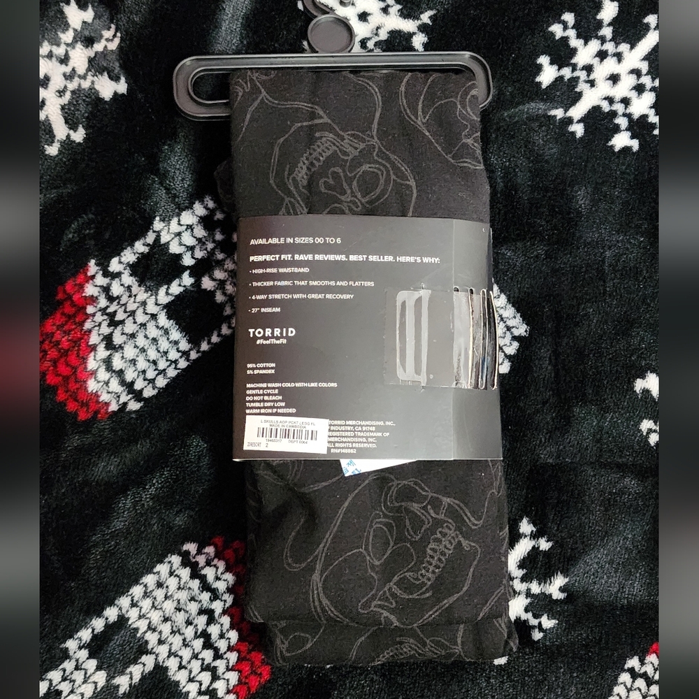 Torrid Skull Leggings - Picture 3 of 4